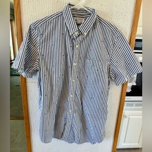 GAP Blue and White Casual Button Down Shirt